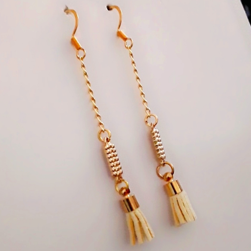 Eva Drop Earrings